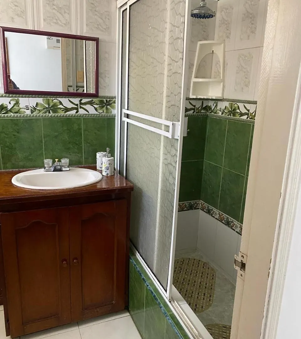 Apartamento Amoblado En Rodadero De Santa Marta Gaira 0*,  Colombia